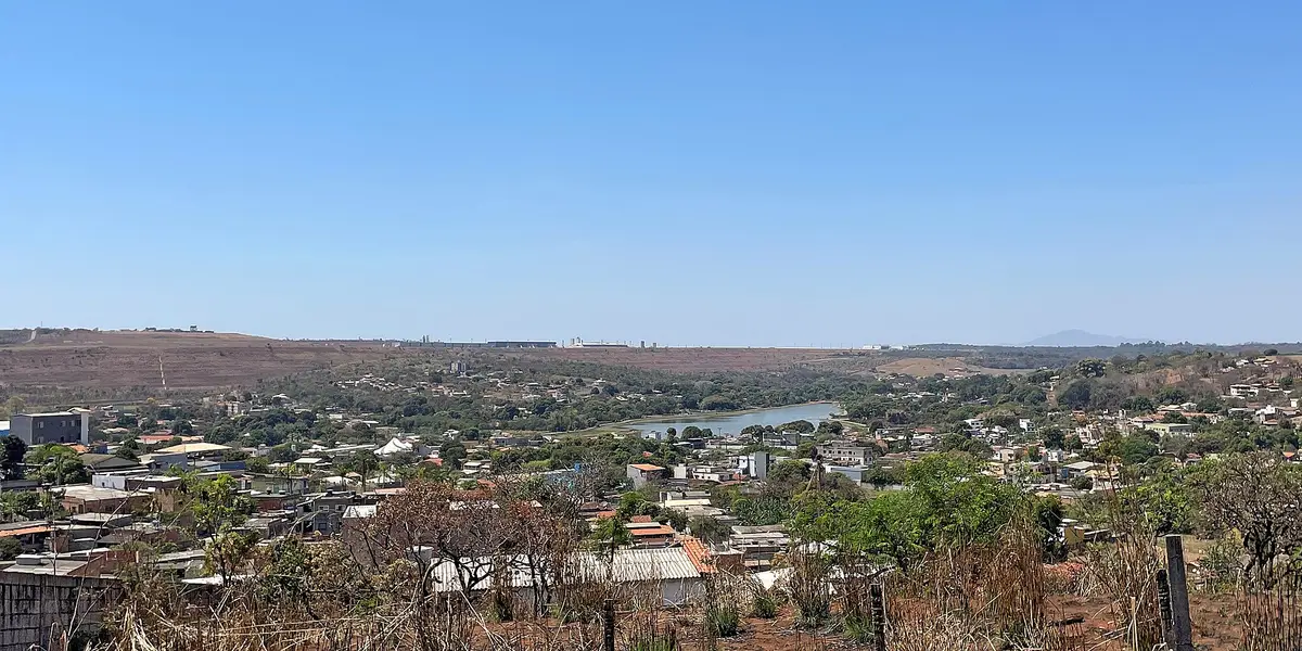 Vista de Confins