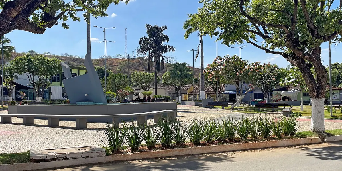 Vista de Fernandes Tourinho
