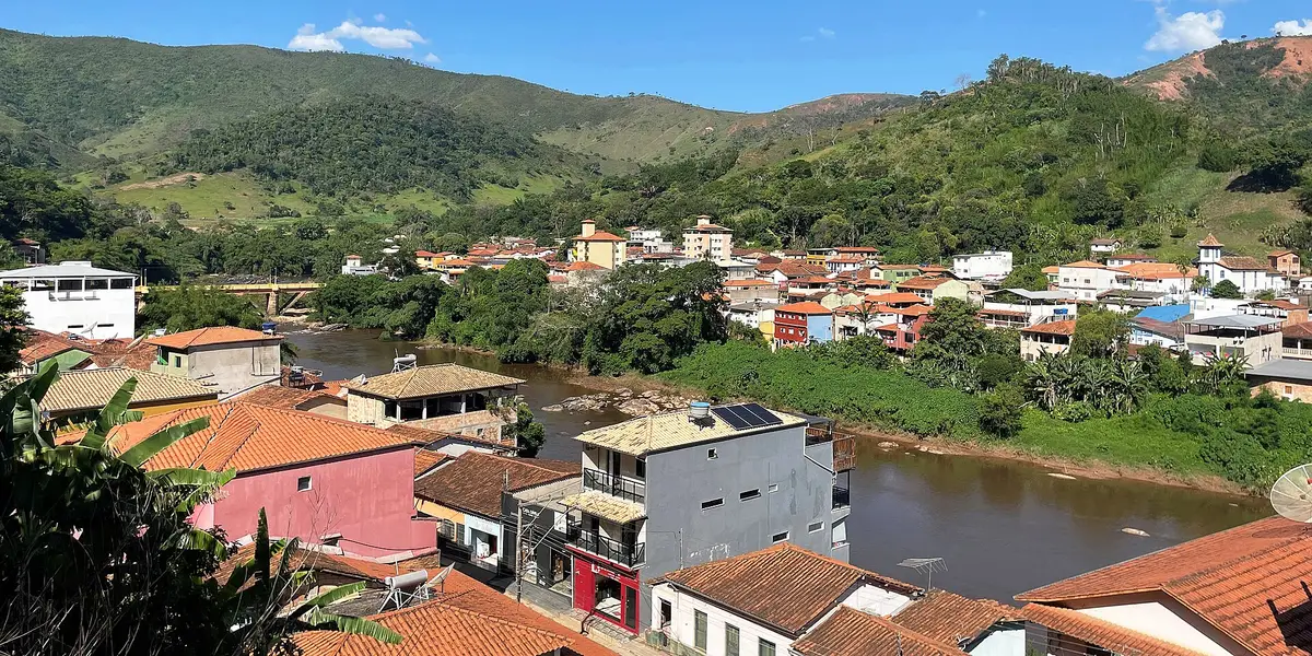 Vista de Ferros