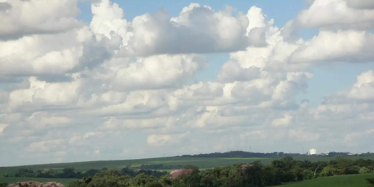 Vista de Santa Adélia